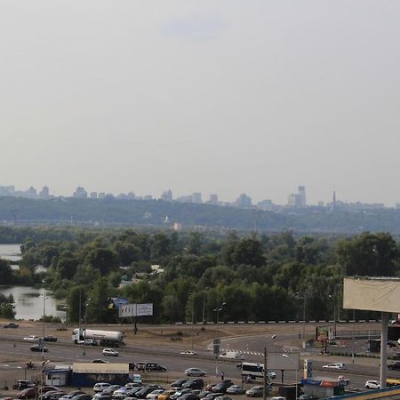 Panoramic View Lux Apartment On Metro Osokorky Kyiv Exterior foto