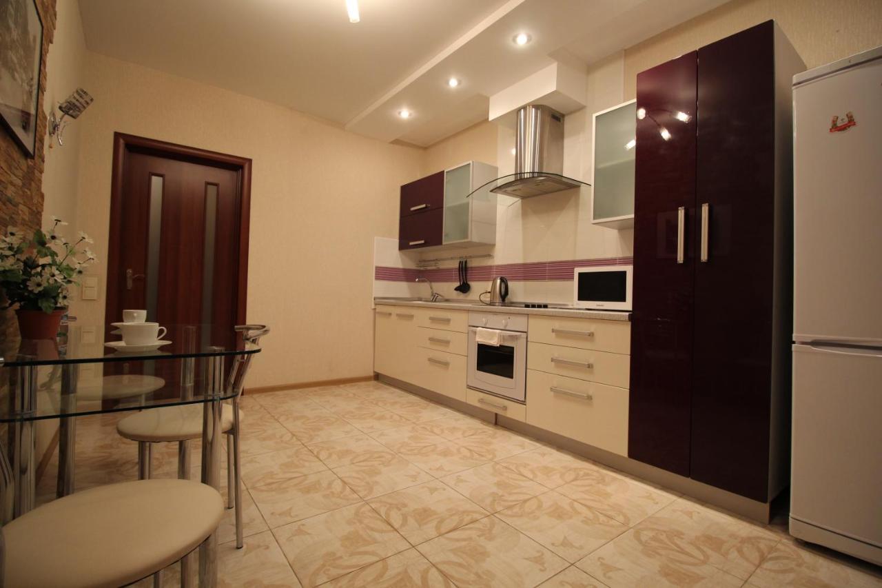 Panoramic View Lux Apartment On Metro Osokorky Kyiv Exterior foto