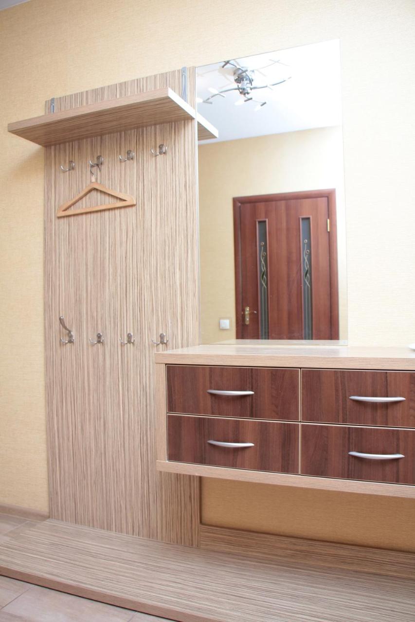 Panoramic View Lux Apartment On Metro Osokorky Kyiv Exterior foto